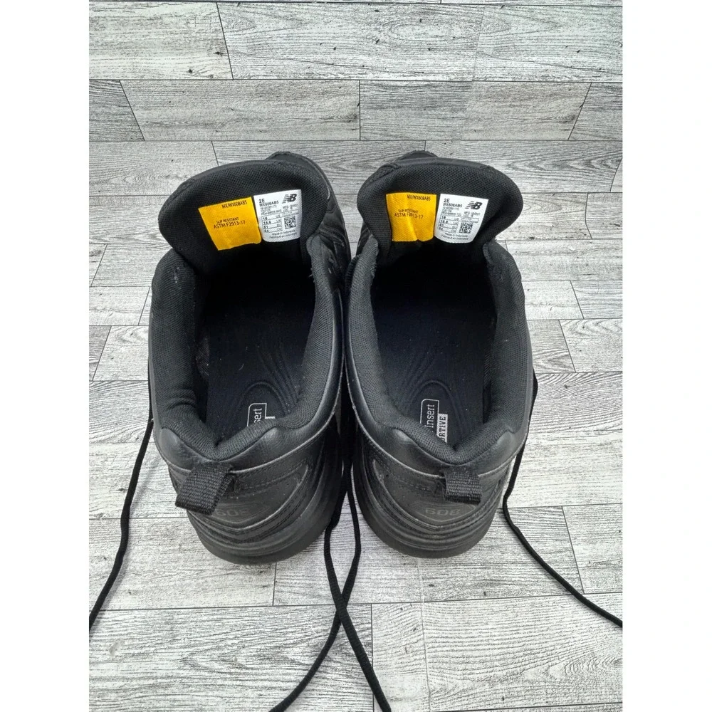 New Balance keywords footwear sneaker